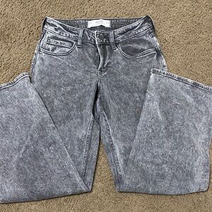Low-Rise Women's Gray Baggy Jeans
